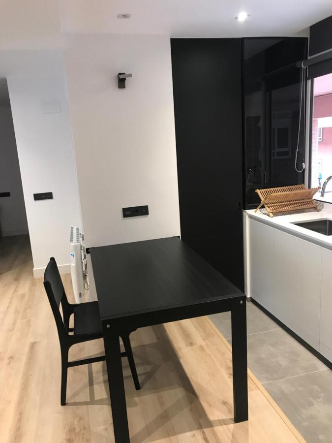 Small Lux Beachcity Close To The River,Metro And Parking Bilbao Buitenkant foto